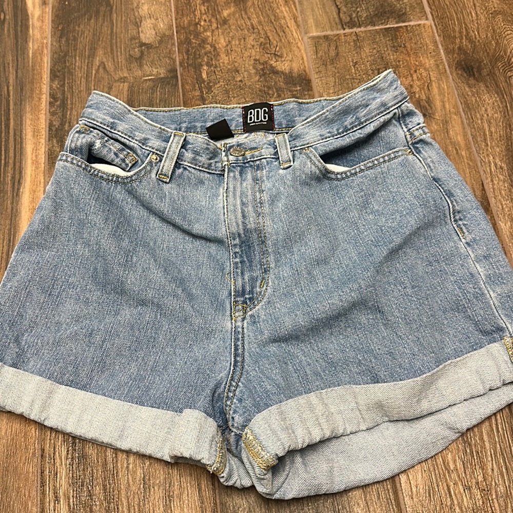 BDG HIGH RISE SHORTS